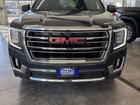 Used 2021 GMC Yukon SLT w/ SLT Premium Package image 24