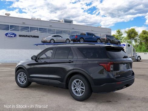 New 2026 Ford Explorer Active AWD/4WD image 4
