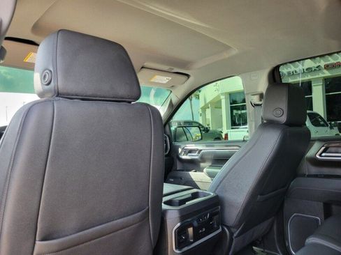 Used 2025 Chevrolet Silverado 1500 LTZ w/ Technology Package AWD/4WD image 25