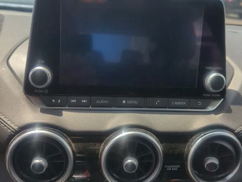 Used 2022 Nissan Sentra SV w/ All-Weather Package FWD image 8