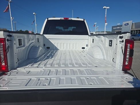 New 2026 Ford F250 Lariat RWD image 25