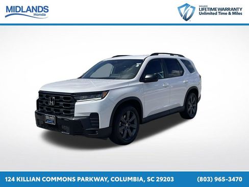New 2026 Honda Pilot Sport image 3