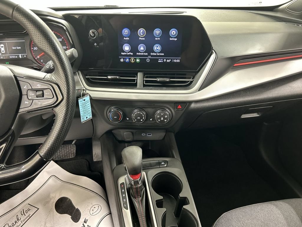 Certified 2024 Chevrolet Trax RS FWD image 18