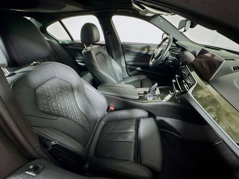 Used 2023 BMW 530i xDrive xDrive w/ Premium Package image 28