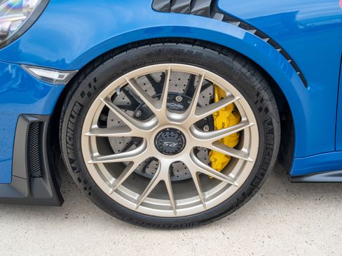 Used 2018 Porsche 911 GT2 RS image 30