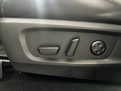 Used 2024 INFINITI QX60 Pure image 13