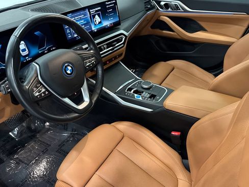Used 2023 BMW i4 eDrive40 RWD image 10