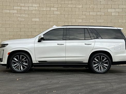 Used 2021 Cadillac Escalade Sport w/ Driver Assist Tech Package image 7