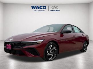 Used 2025 Hyundai Elantra Sport FWD video 3