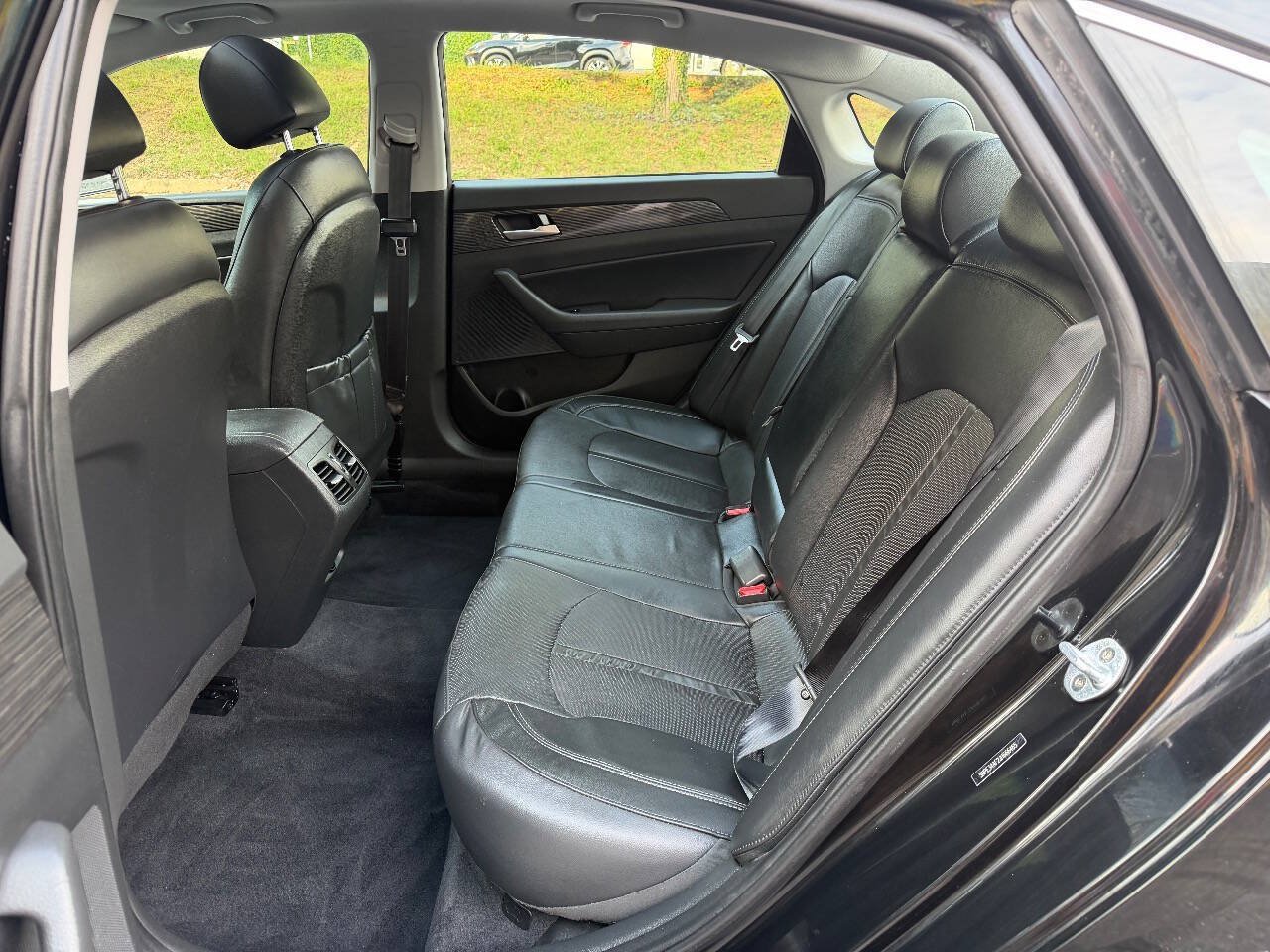 Used 2018 Hyundai Sonata Limited FWD image 17