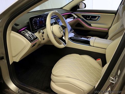 Used 2024 Mercedes-Benz S 580 4MATIC Sedan image 11