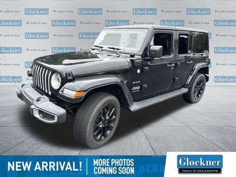 Used 2021 Jeep Wrangler Unlimited Sahara w/ Cold Weather Group AWD/4WD image 1