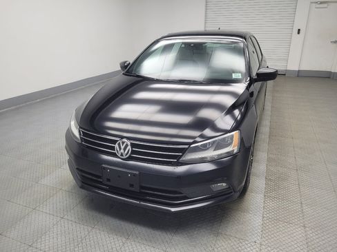 Used 2016 Volkswagen Jetta Sport image 15