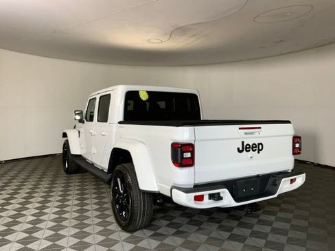 Used 2022 Jeep Gladiator Overland AWD/4WD image 7