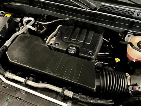 Used 2022 GMC Sierra 1500 Elevation image 36