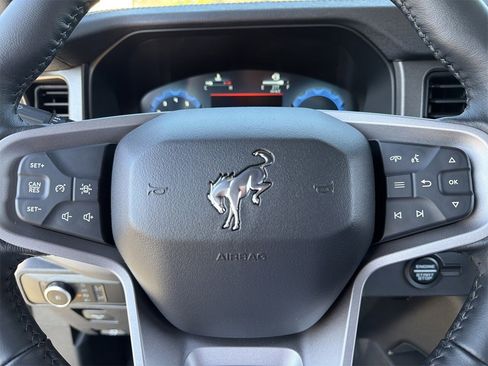 New 2025 Ford Bronco Badlands image 15