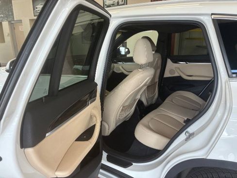 Used 2016 BMW X1 xDrive28i image 23