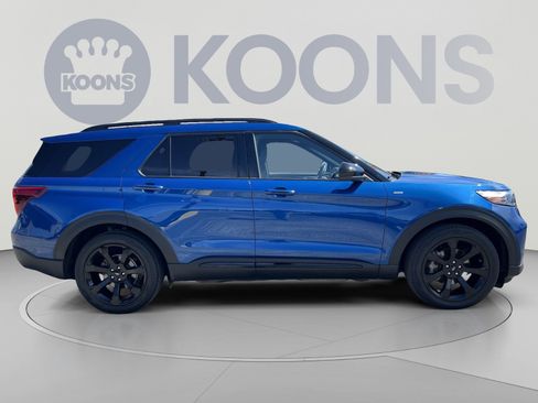 Used 2023 Ford Explorer ST-Line w/ Class IV Trailer Tow Package RWD image 17