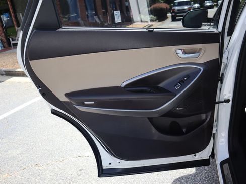 Used 2014 Hyundai Santa Fe Limited FWD image 10
