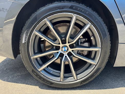 Used 2019 BMW 330i Sedan w/ Convenience Package RWD image 10