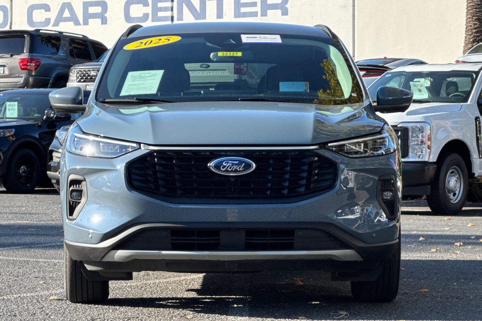 Used 2025 Ford Escape SE w/ PHEV Premium Package FWD image 10