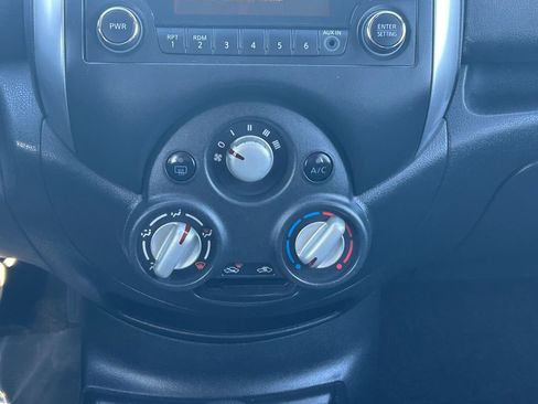 Used 2014 Nissan Versa Note SV w/ Convenience Package FWD image 25
