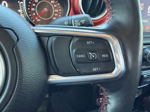 Used 2021 Jeep Gladiator Rubicon image 14