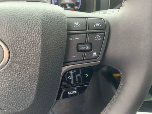 New 2026 Toyota Camry XLE AWD/4WD image 18