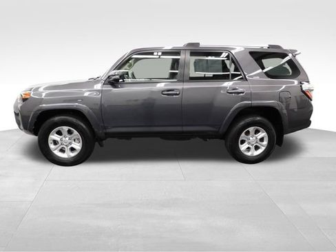 Used 2021 Toyota 4Runner SR5 Premium w/ Moonroof Package image 5