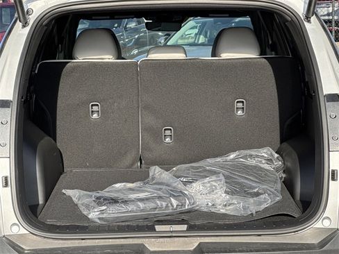 New 2025 Hyundai Tucson Limited image 18