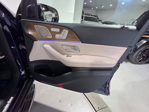 Used 2022 Mercedes-Benz GLS 450 4MATIC image 44