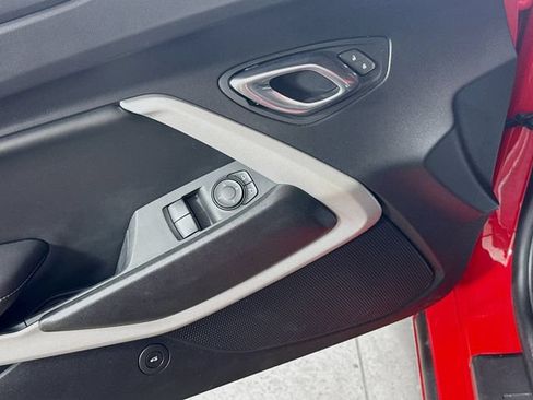 Used 2022 Chevrolet Camaro SS RWD image 18