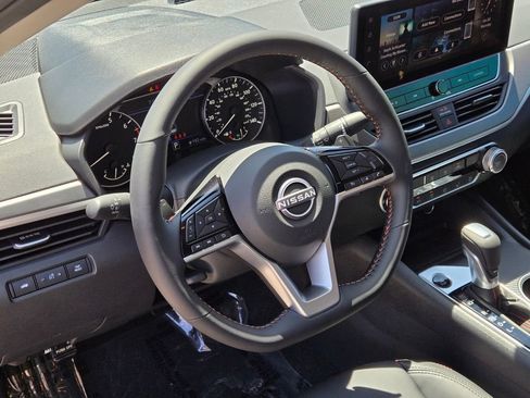 New 2026 Nissan Altima 2.5 SR FWD image 10