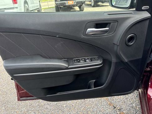 Used 2023 Dodge Charger SXT image 17