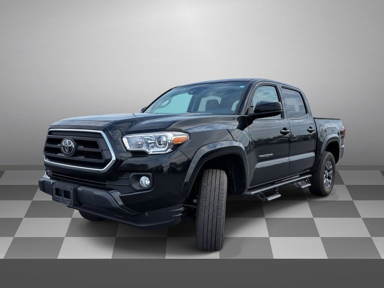 Used 2023 Toyota Tacoma SR5 AWD/4WD image 2