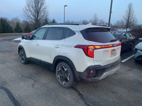 Certified 2024 Kia Seltos EX image 6