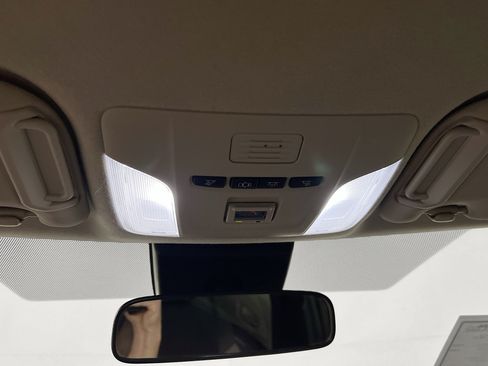 Used 2021 Toyota Corolla LE FWD image 21