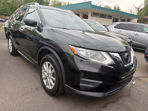 Used 2020 Nissan Rogue SV AWD/4WD image 3