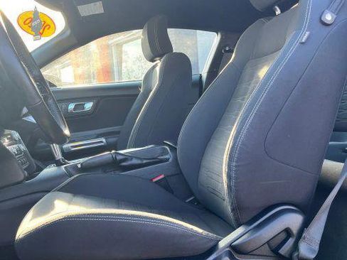 Used 2016 Ford Mustang Coupe image 11