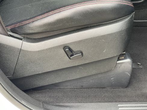 Used 2018 Dodge Grand Caravan GT FWD image 23