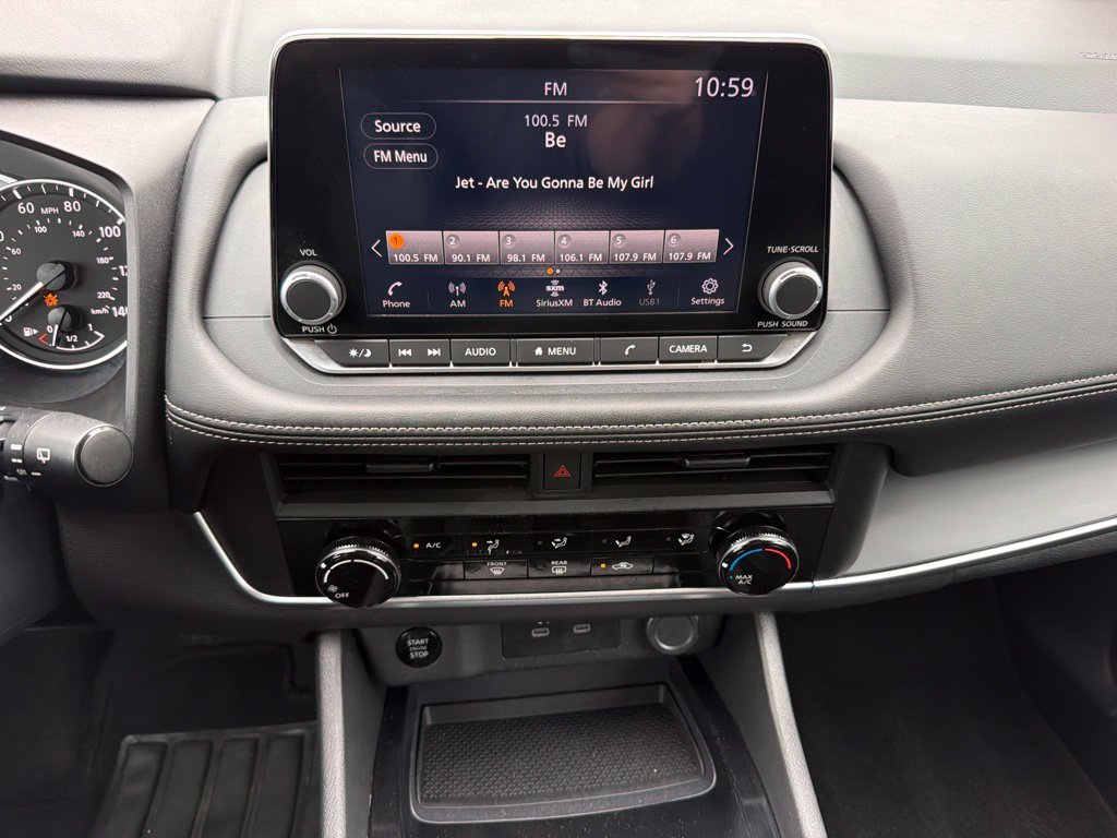 Used 2024 Nissan Rogue S FWD image 24
