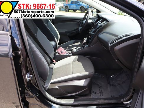 Used 2012 Ford Focus SE FWD image 20