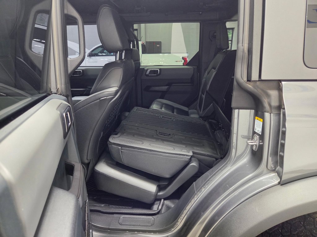 Used 2024 Ford Bronco Black Diamond AWD/4WD image 20