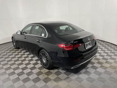 Used 2025 Mercedes-Benz C 300 Sedan image 3