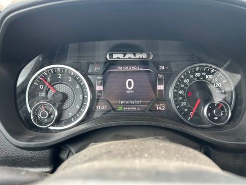 Used 2024 RAM 1500 Laramie image 18