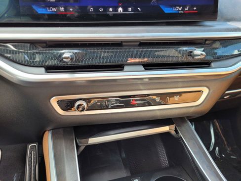 Used 2024 BMW X5 xDrive50e w/ M Sport Package AWD/4WD image 29