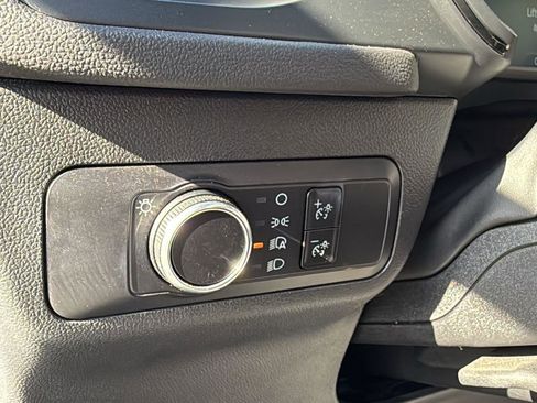 Used 2025 Ford Escape ST-Line FWD image 8