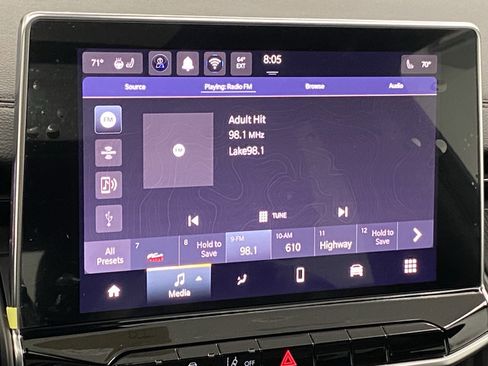 New 2026 Jeep Compass Latitude w/ Sun and Sound Group AWD/4WD image 18