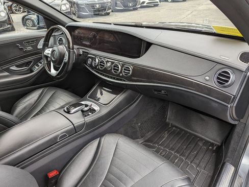 Used 2019 Mercedes-Benz S 560 4MATIC Sedan image 33