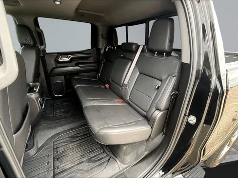 Used 2024 GMC Sierra 1500 SLT AWD/4WD image 24